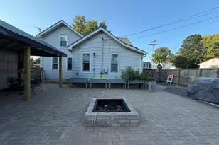 607 5th St, Mendota, IL 61342 - Photo 12