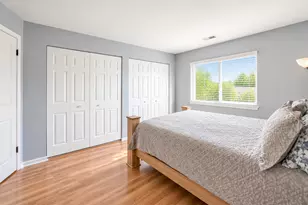 916 S Plum Grove Rd, Palatine, IL 60067 - Photo 8
