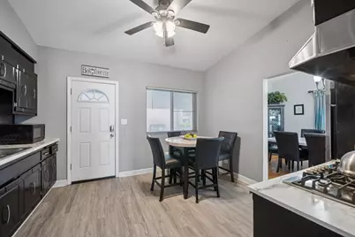 8560 W Clara Drive, Niles, IL 60714 - Photo 14
