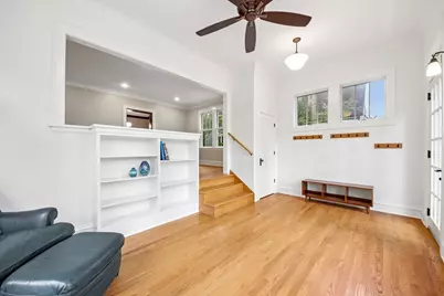 2038 Hawthorne Lane, Evanston, IL 60201 - Photo 12