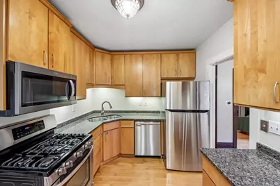 2038 Hawthorne Lane, Evanston, IL 60201 - Photo 14