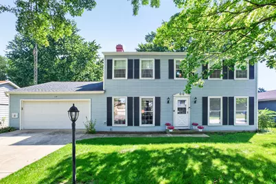 130 Ebbesen Drive, Dekalb, IL 60115 - Photo 2
