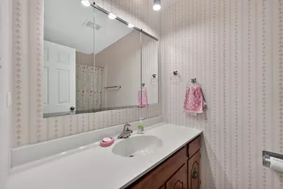 130 Ebbesen Drive, Dekalb, IL 60115 - Photo 34
