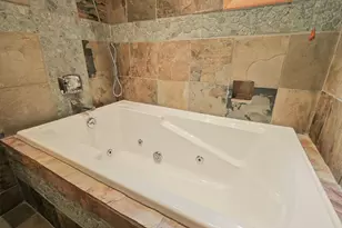 802 La Sell Dr, Champaign, IL 61820 - Photo 42