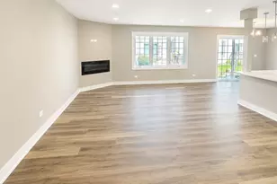 9043 111 St, Palos Hills, IL 60465 - Photo 2
