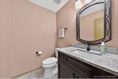 1172 Hillcrest Lane, Woodridge, IL 60517 - Photo 16