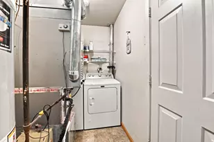 326 Homewood Dr, Bolingbrook, IL 60440 - Photo 22