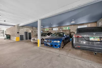 2919 N Burling Street #E, Chicago, IL 60657 - Photo 26
