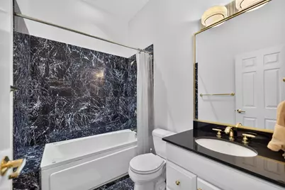 2919 N Burling Street #E, Chicago, IL 60657 - Photo 12