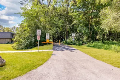 24 Cour Madeleine Court, Palos Hills, IL 60465 - Photo 32
