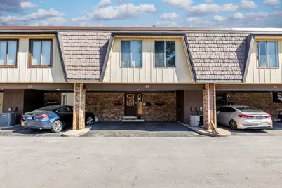 24 Cour Madeleine Court, Palos Hills, IL 60465 - Photo 1