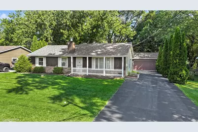 3884 Woodlawn Avenue, Gurnee, IL 60031 - Photo 1