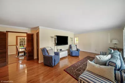 3884 Woodlawn Avenue, Gurnee, IL 60031 - Photo 8