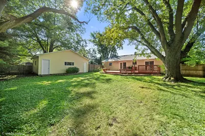3884 Woodlawn Avenue, Gurnee, IL 60031 - Photo 24