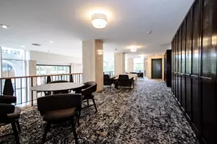 4250 N Marine Dr, Chicago, IL 60613 - Photo 16