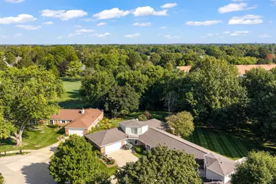 3812 Fields South Court #3812, Champaign, IL 61822 - Photo 2