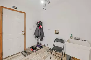 1212 Grove Ave, Addison, IL 60101 - Photo 18