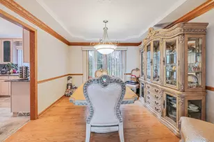 1212 Grove Ave, Addison, IL 60101 - Photo 8