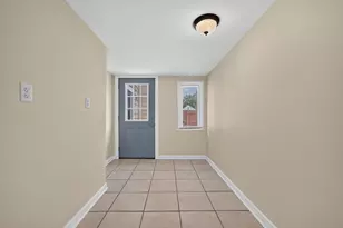 110 W 3rd St, Belvidere, IL 61008 - Photo 30