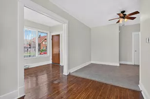 110 W 3rd St, Belvidere, IL 61008 - Photo 22