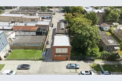 743 N Avers Avenue, Chicago, IL 60651 - Photo 4