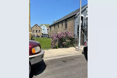 924 W 32nd Place, Chicago, IL 60608 - Photo 4