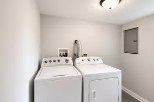 12520 S Yale Ave, Chicago, IL 60628 - Photo 12