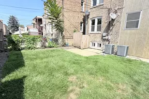 5706 N Maplewood Ave, Chicago, IL 60659 - Photo 14