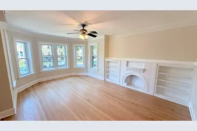 5706 N Maplewood Avenue #1, Chicago, IL 60659 - Photo 4