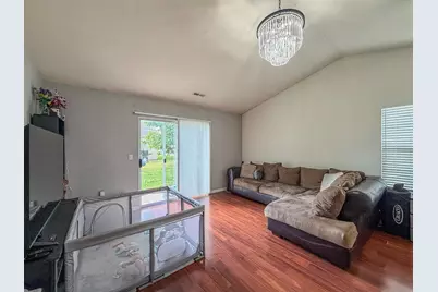711 Newton Drive, Champaign, IL 61822 - Photo 6