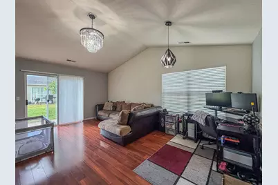 711 Newton Drive, Champaign, IL 61822 - Photo 8