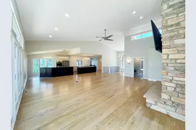 1669 Barberry Circle, Freeport, IL 61032 - Photo 8