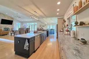 1669 Barberry Cir, Freeport, IL 61032 - Photo 52