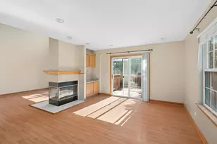 3110 Reflection Dr, Naperville, IL 60564 - Photo 8