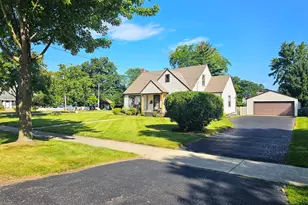 440 W Hickory St, Lombard, IL 60148 - Photo 2