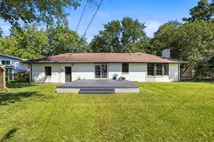 1107 Foothill Dr, Champaign, IL 61821 - Photo 4