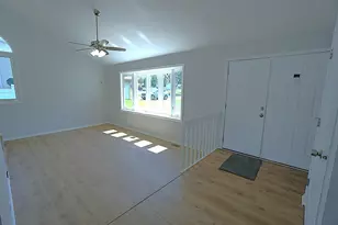 22520 Crescent Way, Richton Park, IL 60471 - Photo 4