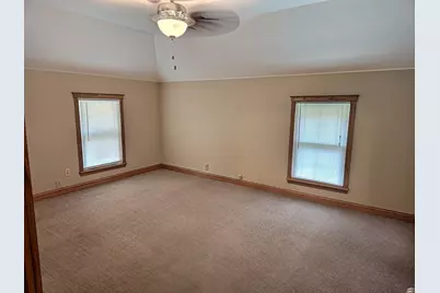 271 S Main Street, Manteno, IL 60950 - Photo 12