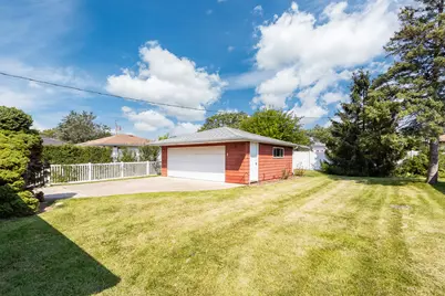 7046 W Cleveland Street, Niles, IL 60714 - Photo 22