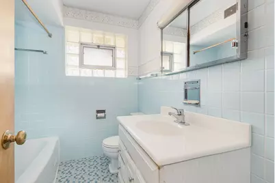 7046 W Cleveland Street, Niles, IL 60714 - Photo 14