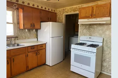 1610 N Sterling Street, Streator, IL 61364 - Photo 6