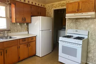 1610 N Sterling St, Streator, IL 61364 - Photo 6