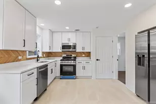 12334 S Loomis St, Calumet Park, IL 60827 - Photo 6