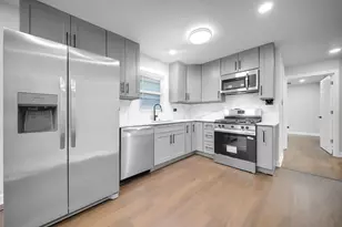 6525 S Bell Ave, Chicago, IL 60636 - Photo 10