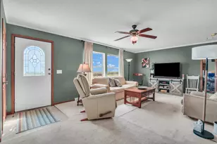 2369 E 2350 North Rd, Fithian, IL 61844 - Photo 10