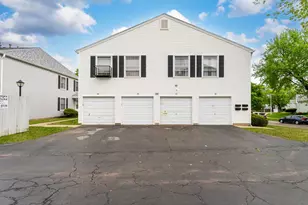 1261 Prairie Ave, Glendale Heights, IL 60139 - Photo 2