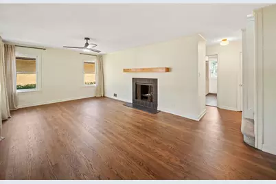 361 Bryant Avenue, Glen Ellyn, IL 60137 - Photo 2