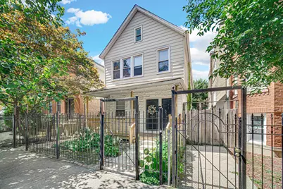 2432 N Campbell Avenue, Chicago, IL 60647 - Photo 1
