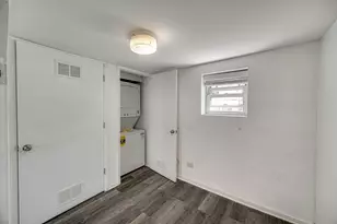 2432 N Campbell Ave, Chicago, IL 60647 - Photo 16