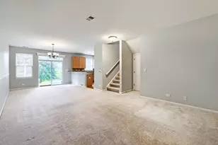 1200 Waverly Dr, Volo, IL 60020 - Photo 8